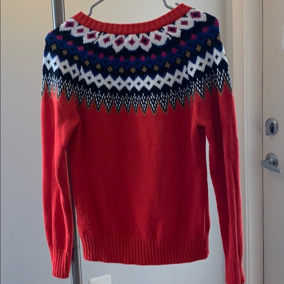 Old Navy Red Isles pattern Sweater Size Small - Picture 5 of 8